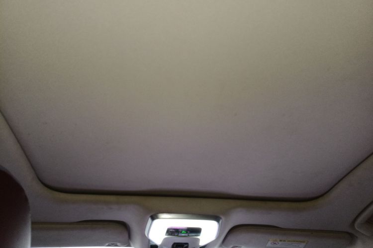 红旗H5 2023款 2.0T 自动智联旗享版中控内饰22