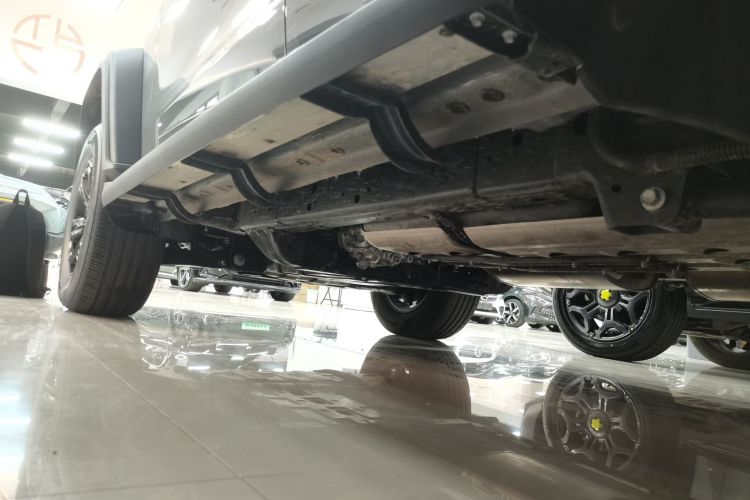 坦克300 2025款 2.0T 征服者局部细节9002