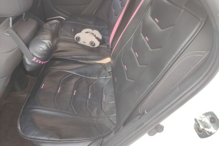 江汽集团 瑞风S2 2015款 1.5L 手动豪华型中控内饰21