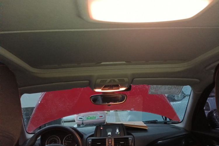 宝马1系(进口) 2013款 改款 118i 运动型局部细节22