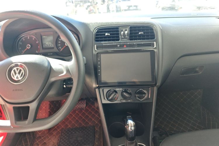 大众 Polo 2016款 1.4L 自动风尚型局部细节16