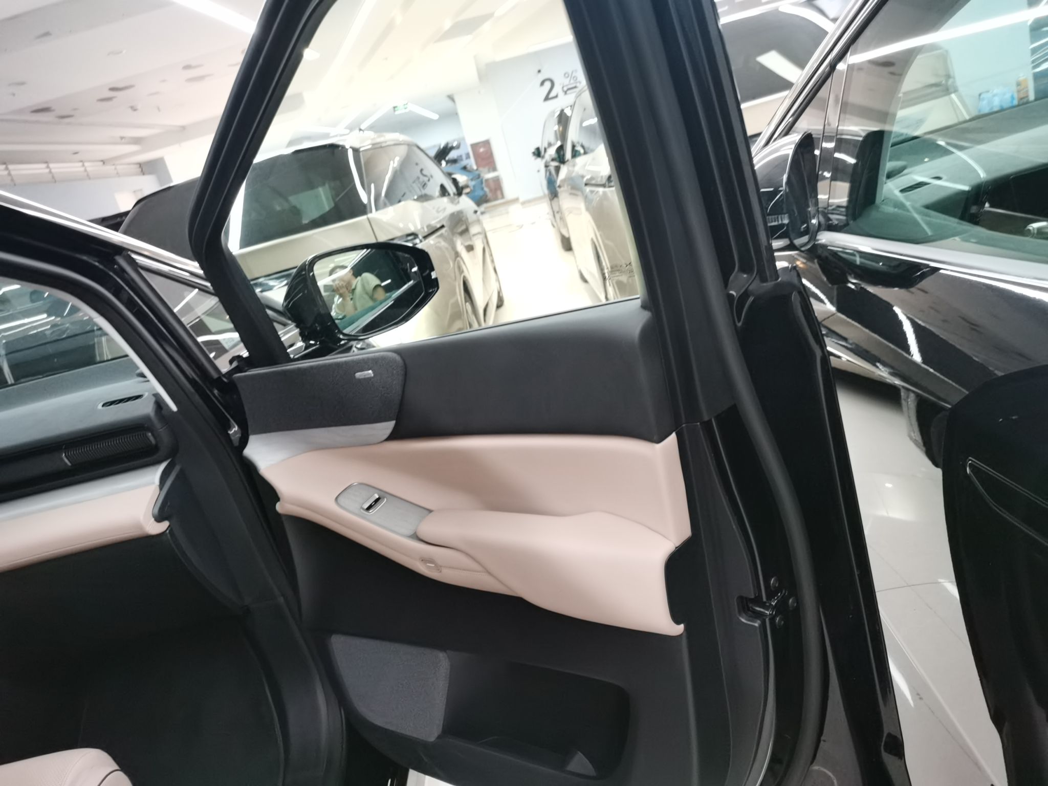 小鹏X9 2024款 702超长续航Max