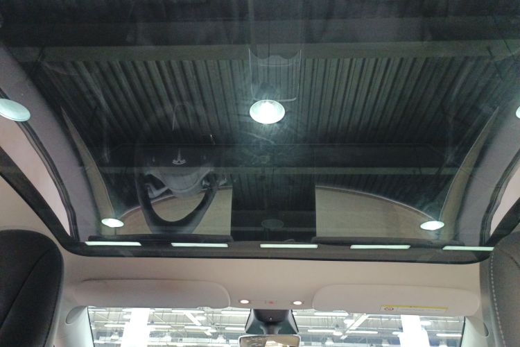 特斯拉 Model Y 2022款 改款 长续航全轮驱动版中控内饰22