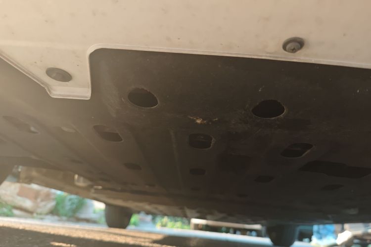 长安Lumin 2022款 301km 蜜甜款局部细节9007