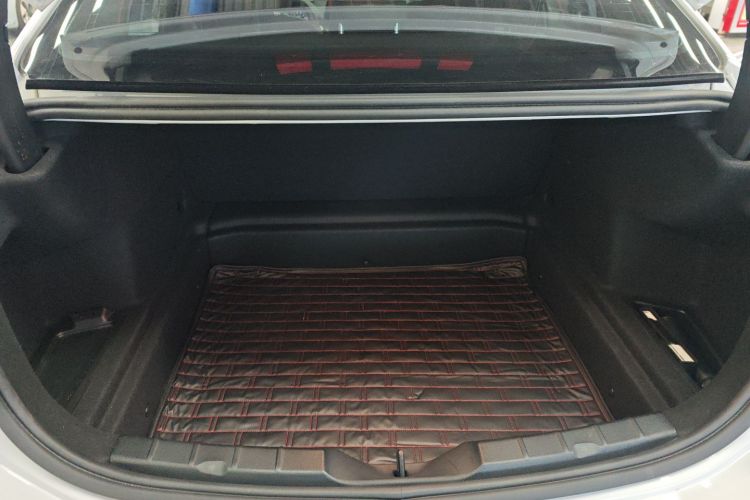 宝马1系 2022款 120i M运动曜夜版局部细节23