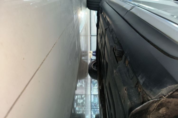 宝马X3(进口) 2014款 xDrive20i X设计套装机舱底盘30