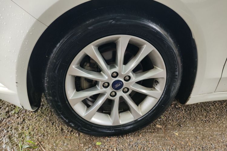 福特 蒙迪欧 2017款 EcoBoost 180 时尚型车身外观6007