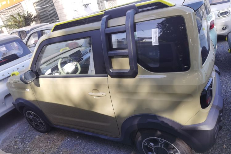 吉利银河 2025款 210km 熊猫骑士车身外观6003