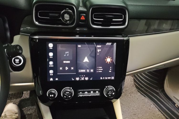 领克02 2018款 1.5T DCT两驱耀Pro版 国V局部细节16