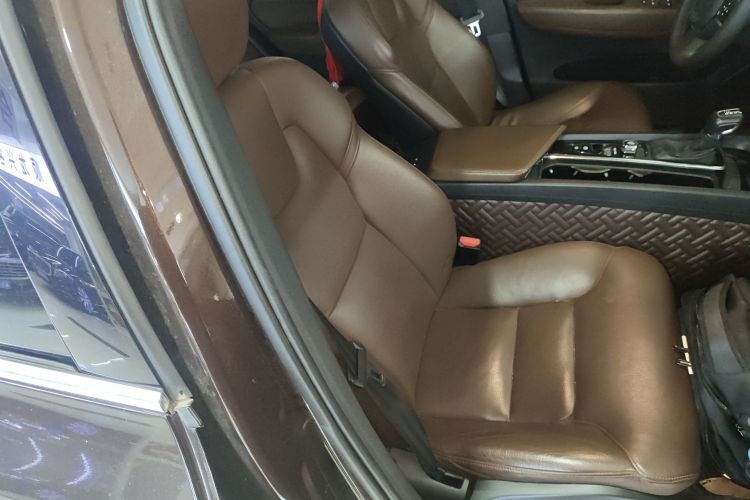 沃尔沃XC60 2019款 T5 四驱智逸版 国VI局部细节41