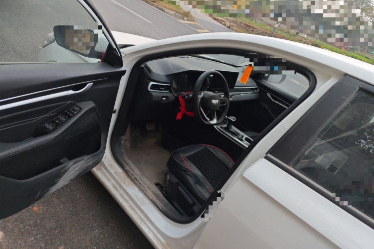 吉利汽车 帝豪 2025款 第4代 1.5L CVT龙腾版中控内饰20