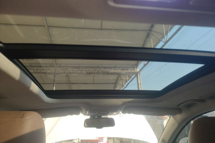 吉利汽车 博瑞 2017款 1.8T 尊贵型中控内饰22