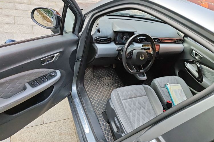 零跑汽车 零跑T03 2021款 400豪华版中控内饰20