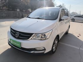 宝骏730 2016款 1.5L 手动舒适型 7座 国V