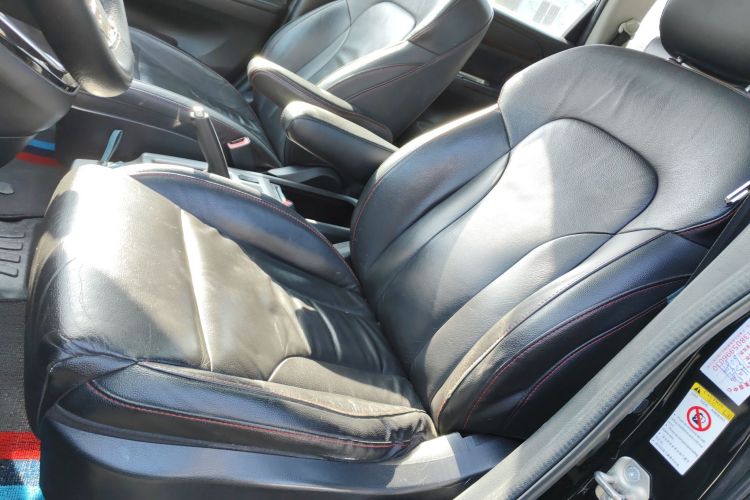 哈弗H6 2014款 运动版 1.5T 手动两驱精英型中控内饰19