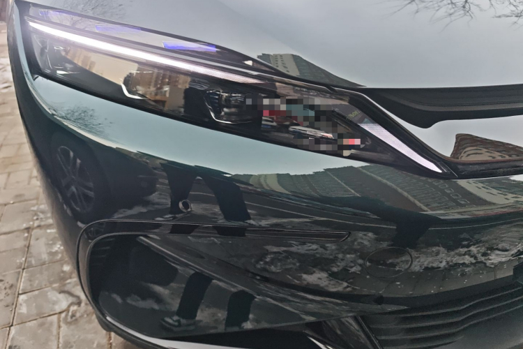 比亚迪 汉 2022款 EV 610KM四驱千山翠限量版车身外观8