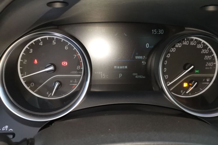 丰田 凯美瑞 2021款 2.0G 豪华版局部细节14