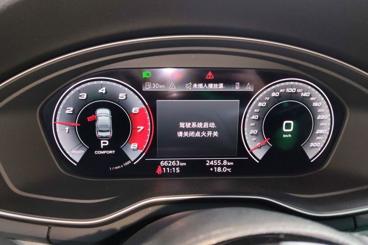 奥迪A4L 2020款 40 TFSI 豪华动感型中控内饰14