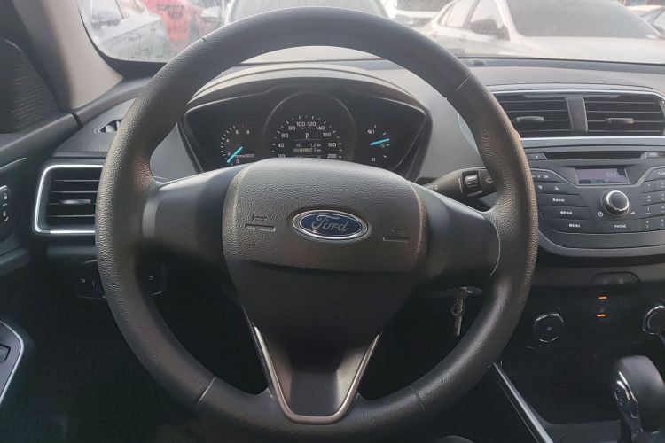 福特 福睿斯 2019款 1.5L 自动质享型中控内饰13