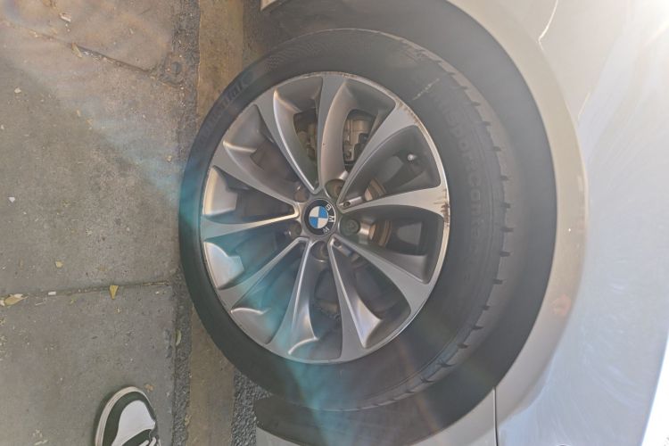 宝马5系 2017款 525Li 领先型车身外观10