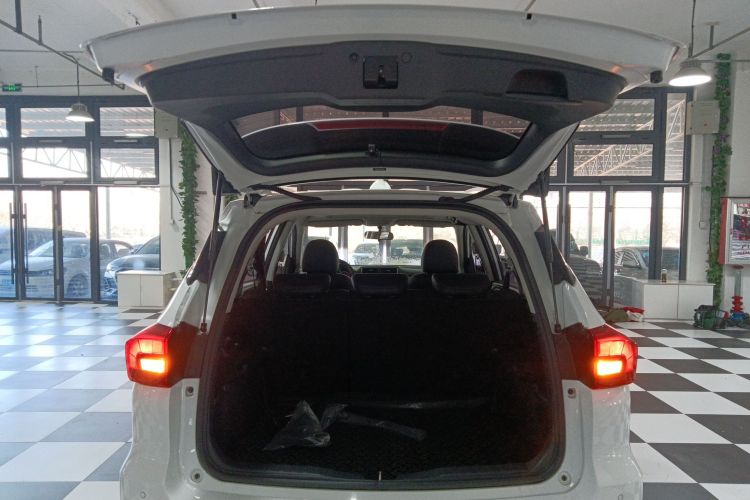 哈弗M6 2018款 改款 1.5T DCT两驱精英型机舱底盘23