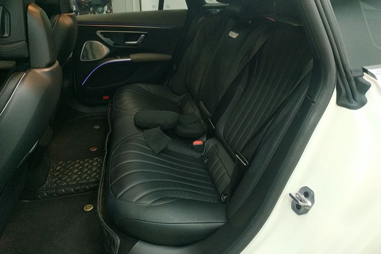 奔驰EQS 2022款 改款 450+ 先锋版中控内饰7004