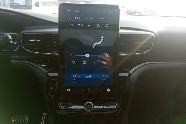 福特 探险者 2020款 EcoBoost 285 四驱运动版ST-LINE 6座中控内饰16