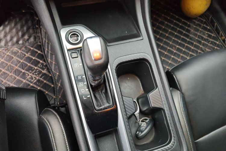 日产 轩逸 2020款 1.6L XL CVT悦享版中控内饰18