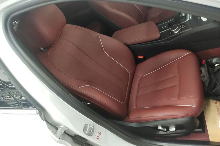 宝马5系新能源 2022款 改款 535Le M运动套装局部细节41