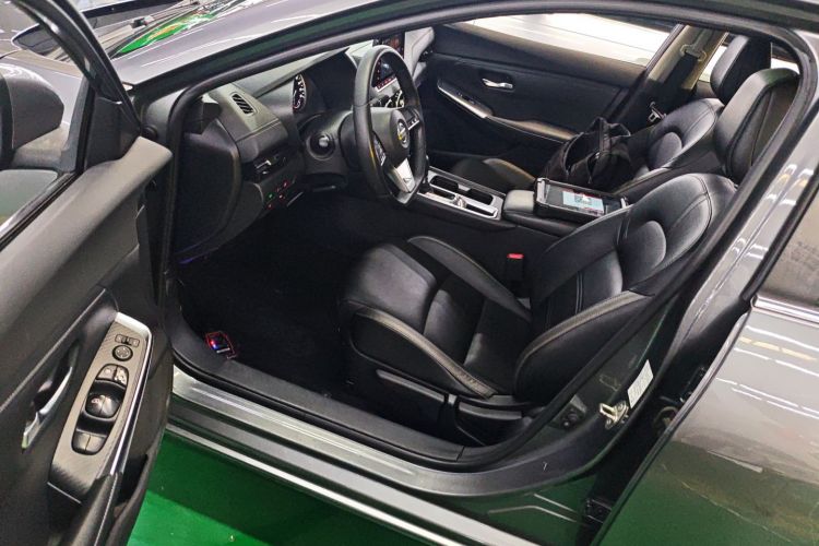 日产 轩逸 2021款 1.6L XL CVT智享版中控内饰20