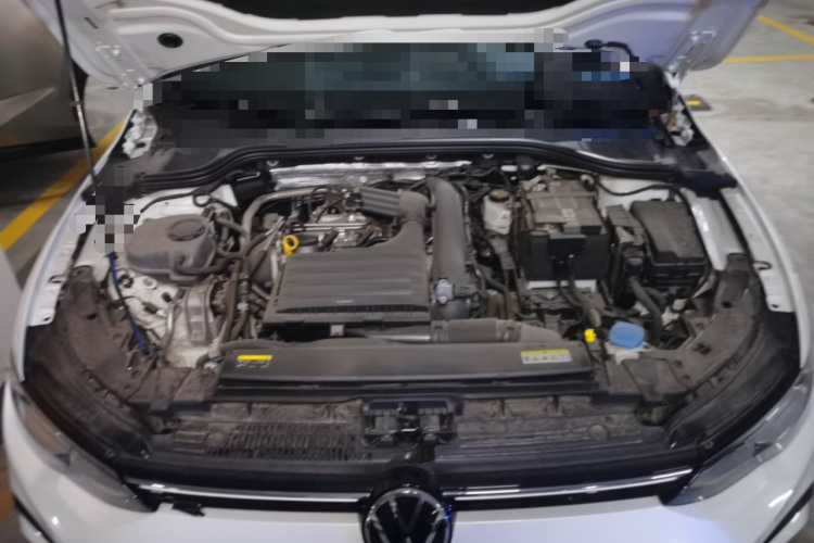 大众 高尔夫 2023款 280TSI DSG R-Line 20周年纪念版局部细节24