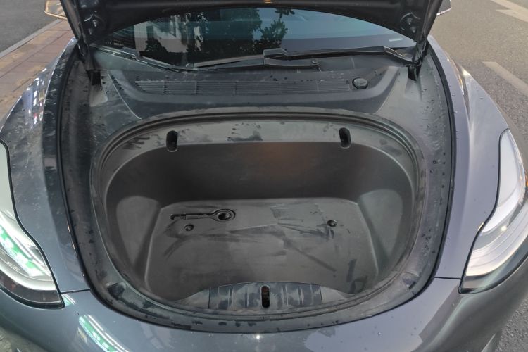 特斯拉 Model 3 2019款 标准续航后驱升级版局部细节24