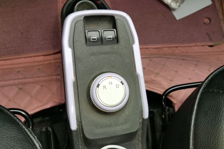 奇瑞 QQ冰淇淋 2022款 170km 圣代 磷酸铁锂中控内饰18