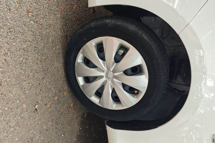 丰田 YARiS L 致炫 2021款 1.5L CVT领先版车身外观6007