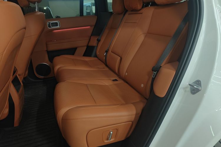 理想汽车 理想L6 2024款 Pro中控内饰7004