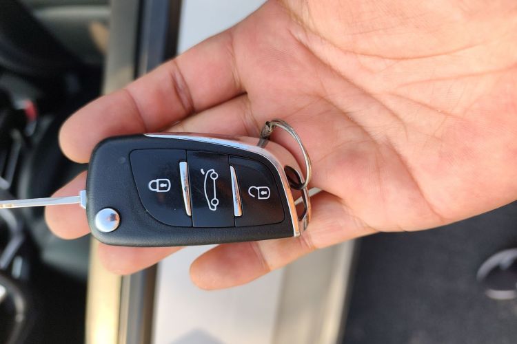 吉利汽车 远景X3 2017款 1.5L 手动尊贵型中控内饰7001