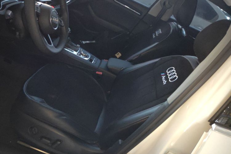 奥迪A3 2020款 Limousine 35 TFSI 时尚型 国VI中控内饰19