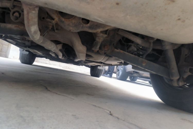 日产 逍客 2012款 1.6XE 风 5MT 2WD局部细节9009