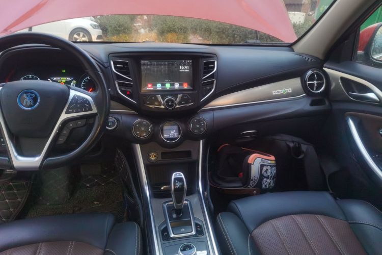 比亚迪 宋新能源 2017款 宋EV300 尊贵型局部细节16