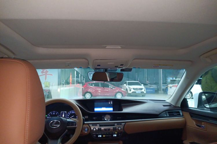 雷克萨斯ES 2016款 200 Midnight特别限量版中控内饰22