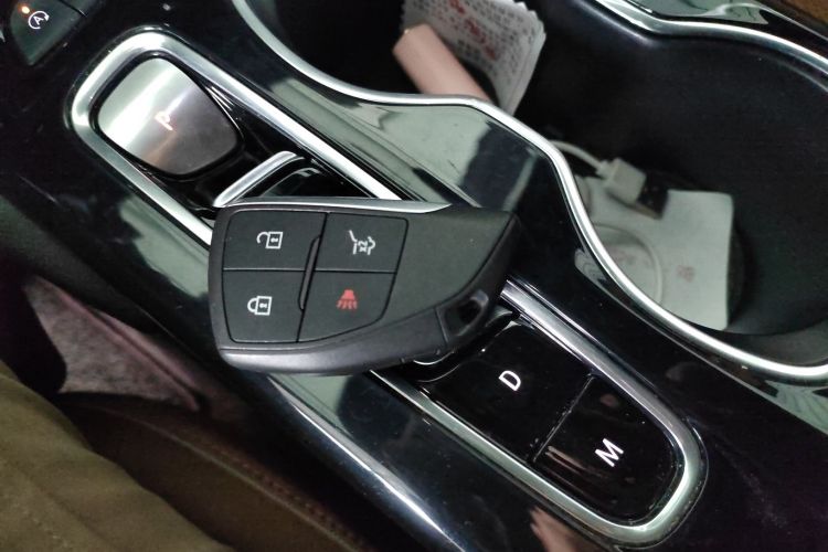 别克 2020款 昂科威S 652T 两驱豪华型中控内饰11