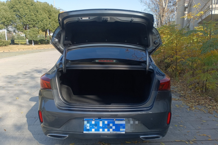 长安 逸动 2025款 PLUS 1.4T 双离合高能版机舱底盘23