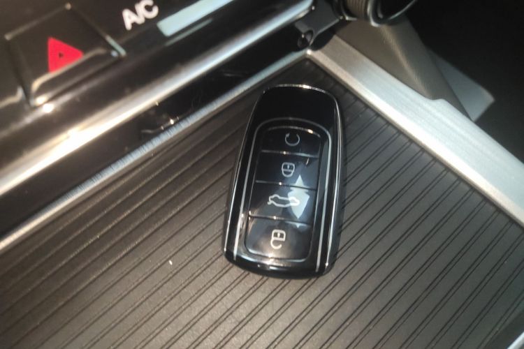 奇瑞 艾瑞泽5 PLUS 2023款 1.5T CVT享PLUS中控内饰11