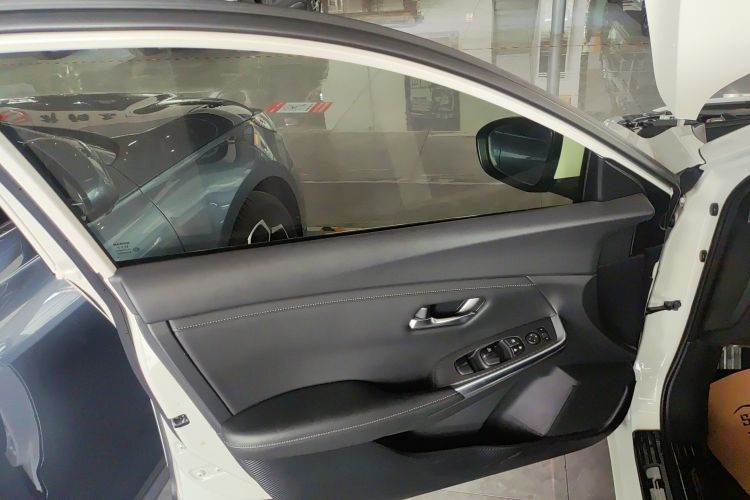 日产 轩逸 2021款 1.6L XL CVT悦享版中控内饰47