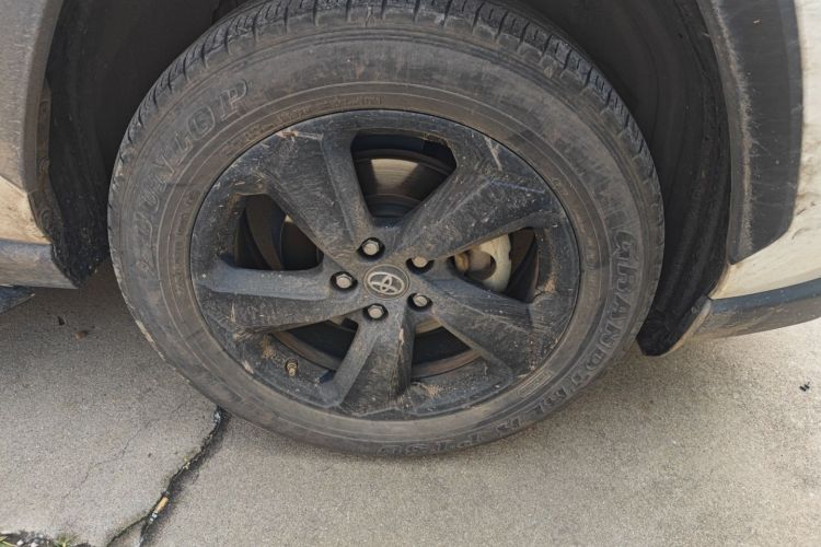 丰田 RAV4荣放 2020款 双擎 2.5L E-CVT四驱旗舰版车身外观10