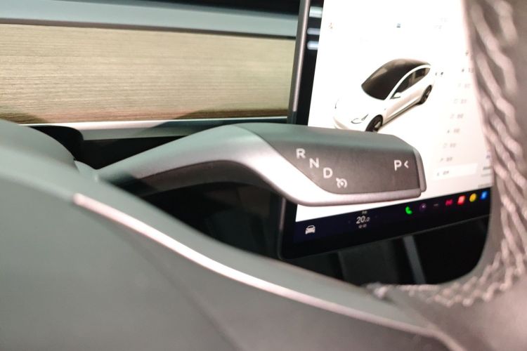 特斯拉 Model 3 2021款 改款 标准续航后驱升级版 3D1中控内饰18