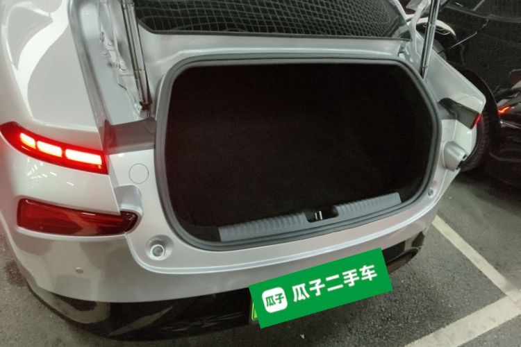 小鹏P7 2022款 670N+局部细节23