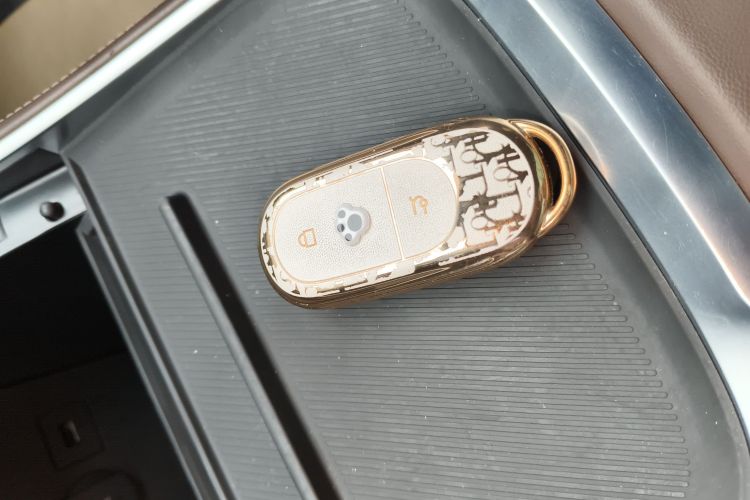 零跑汽车 零跑C01 2023款 525舒享版中控内饰7001