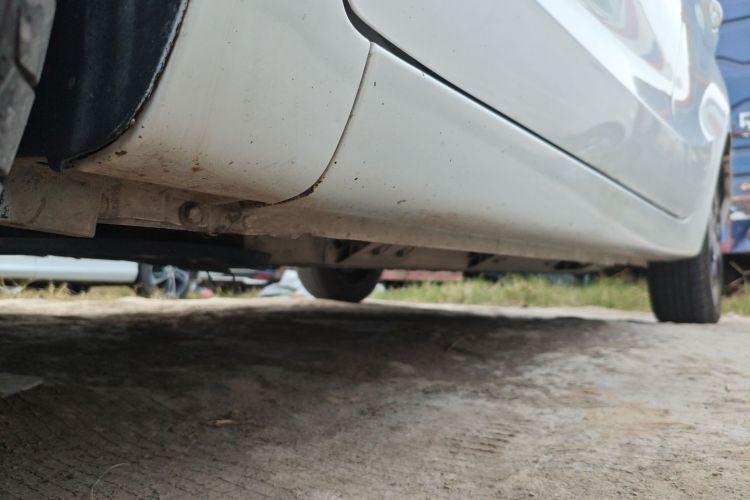 长安欧尚 奔奔E-Star 2021款 国民版 心悦版（快充版）磷酸铁锂（31.18kWh）局部细节9002