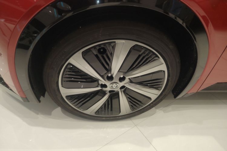 丰田bZ5 2025款 550 PRO智行版车身外观6007